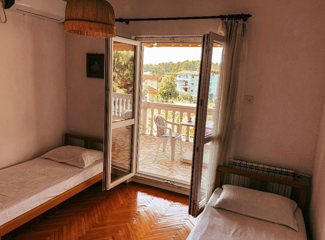 Peaceful, Cosy Tivat Guesthouse Екстер'єр фото